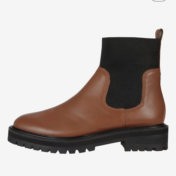 Faryl by Farylrobin woman’s leather bootie. Brand new. - Picture 2 of 5